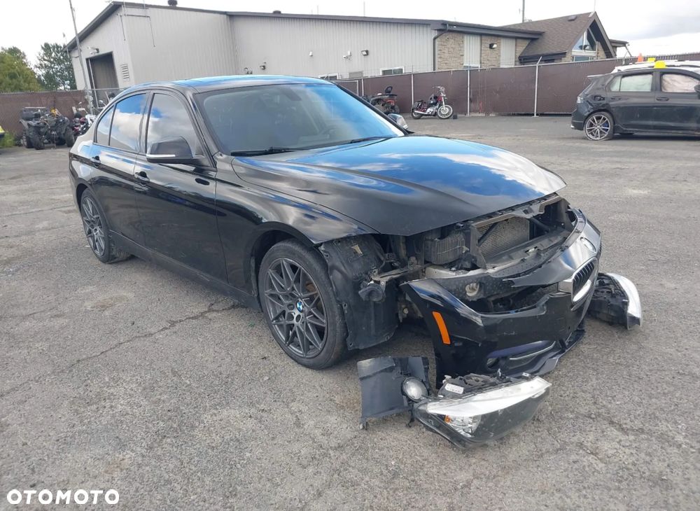 BMW Seria 3 320i Sport Line - 6