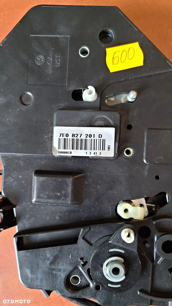 VW T5 LIFT zamek drzwi skrzydłowych lewy tył 7E0827201D - 2