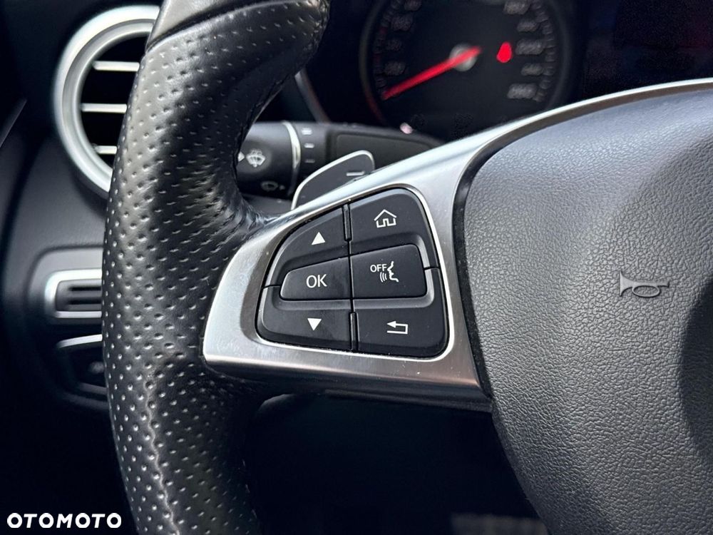 Mercedes-Benz GLC - 19