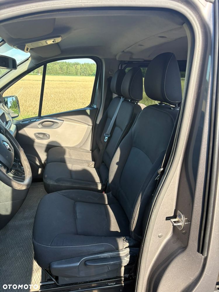 Renault Trafic III Combi L2H1 6-miejsc - 11