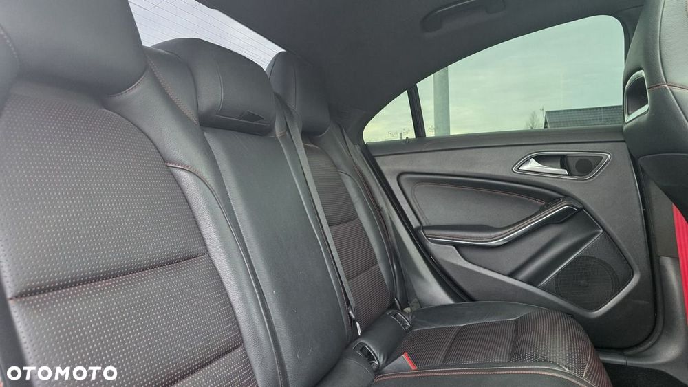 Mercedes-Benz CLA - 22