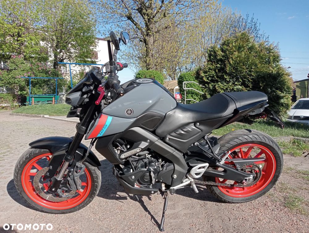 Yamaha MT - 13
