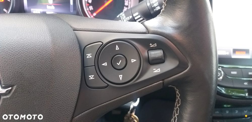 Opel Astra 1.4 Turbo Dynamic - 22