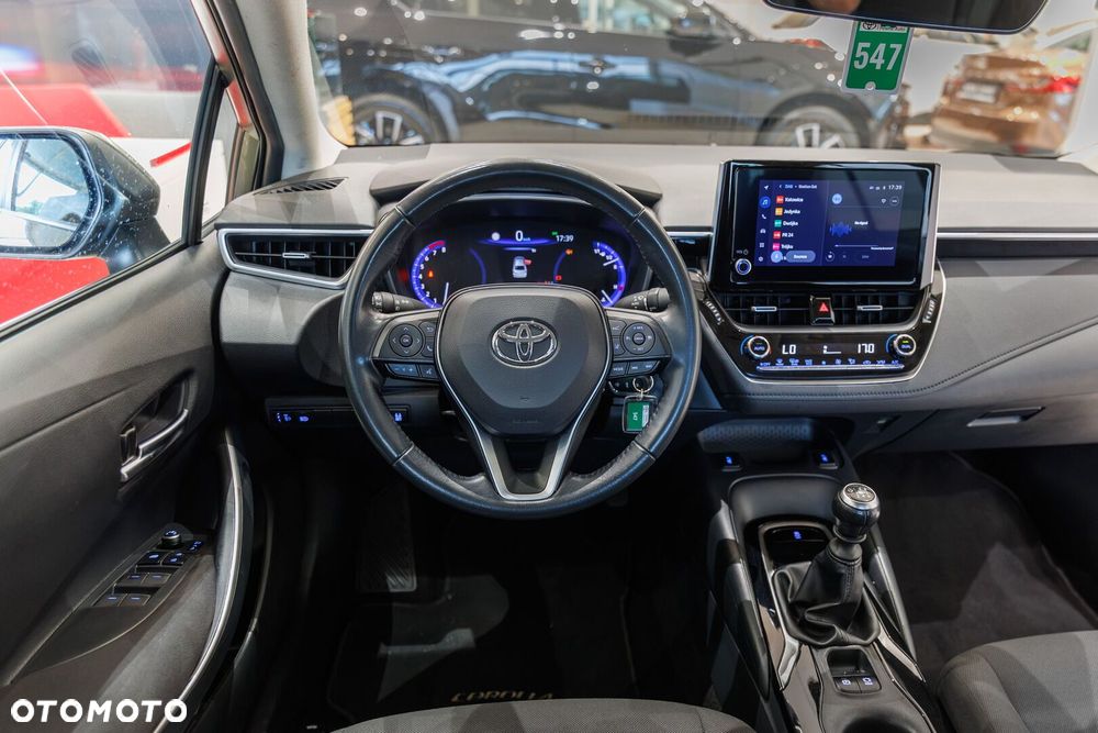 Toyota Corolla - 24