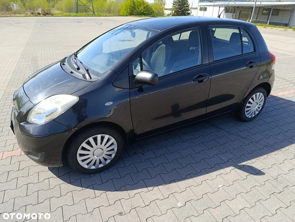 Toyota Yaris - 3