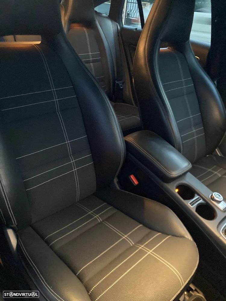 Mercedes-Benz CLA 200 d Shooting Brake - 12