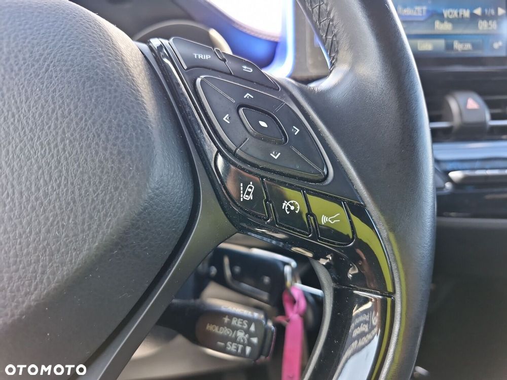 Toyota C-HR 1.2 T Dynamic - 19