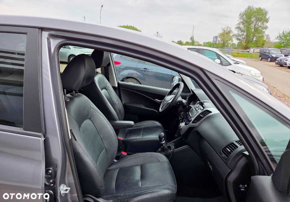 Hyundai ix20 - 21