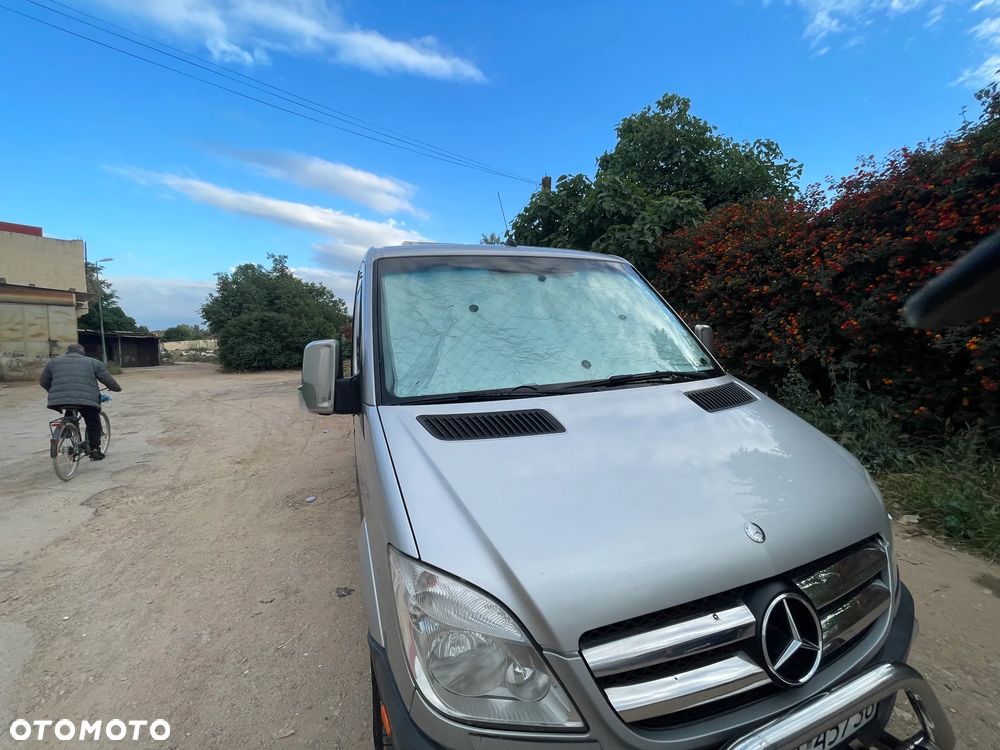 Mercedes-Benz Sprinter - 24