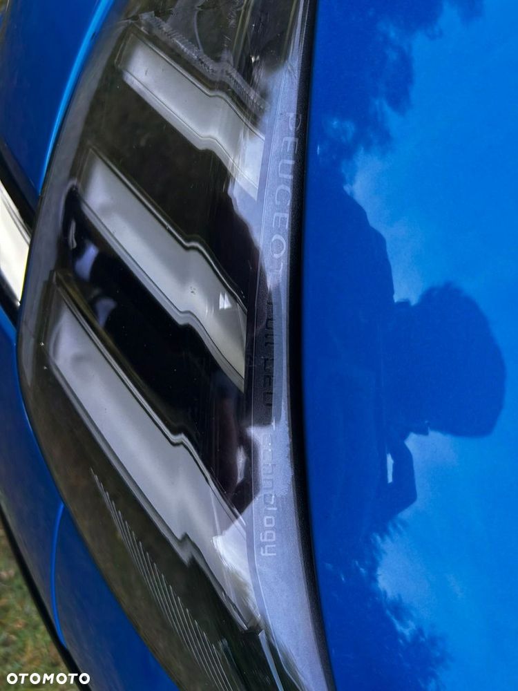 Peugeot 208 - 25