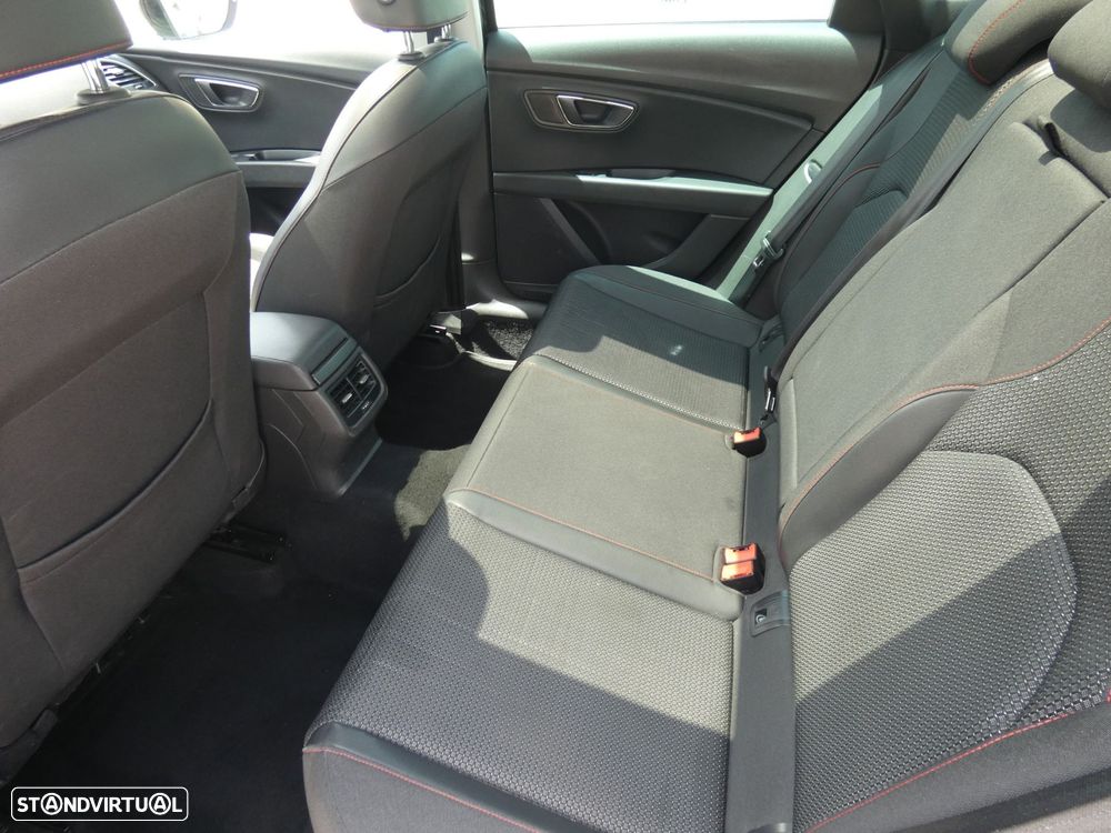 SEAT Leon ST 2.0 TDI FR DSG - 42