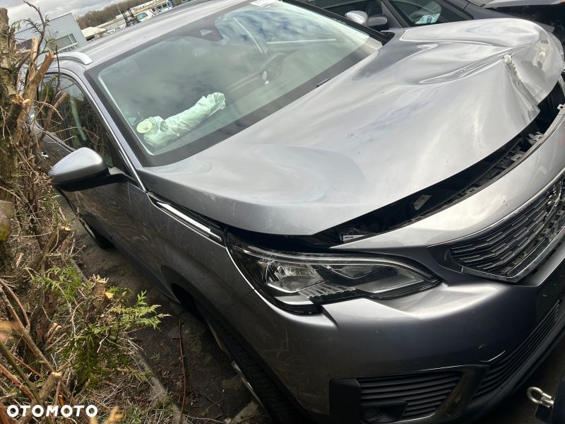 Peugeot 5008 - 2