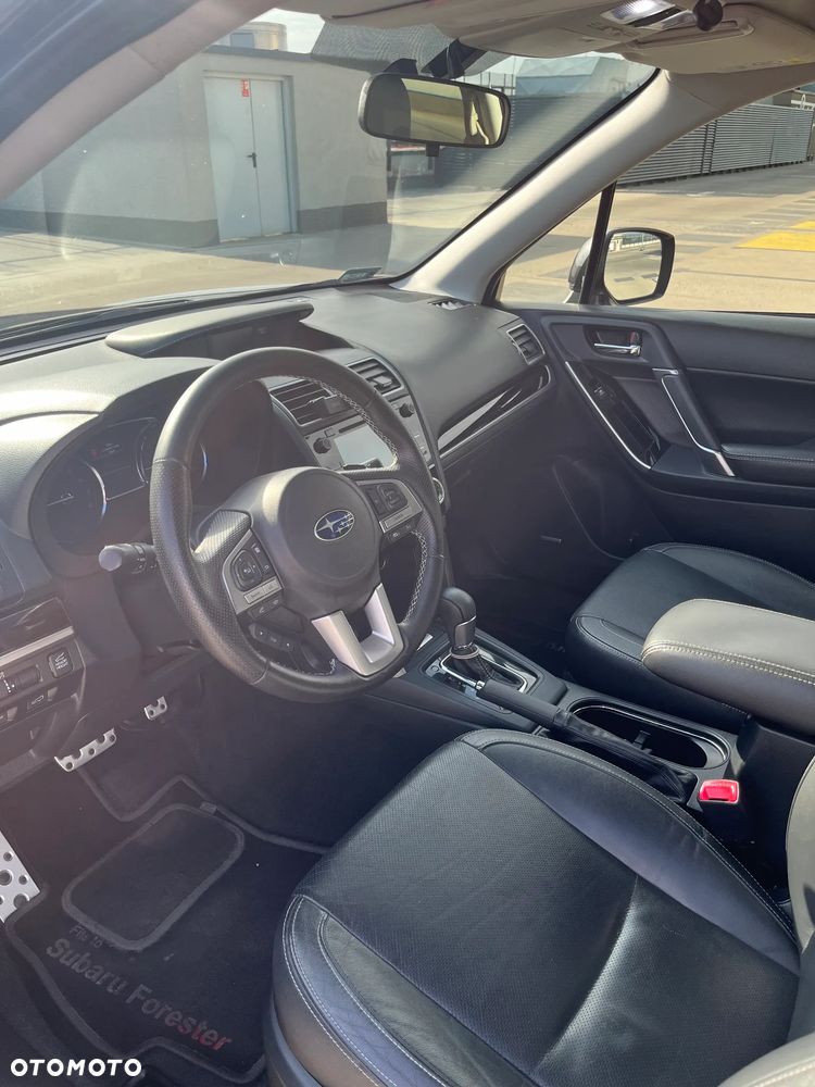 Subaru Forester 2.0 XT Platinum Lineartronic - 7