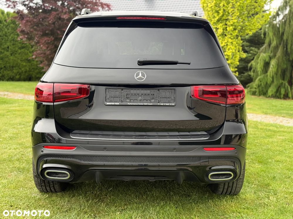 Mercedes-Benz GLB 200 d 8G-DCT AMG Line - 12
