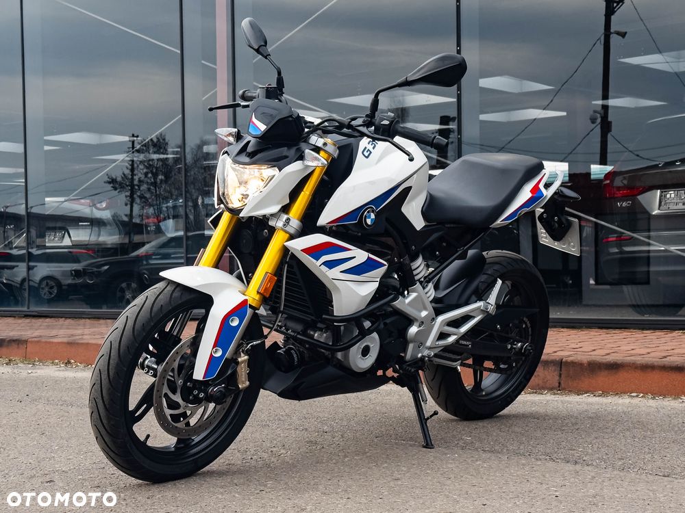 BMW G - 7