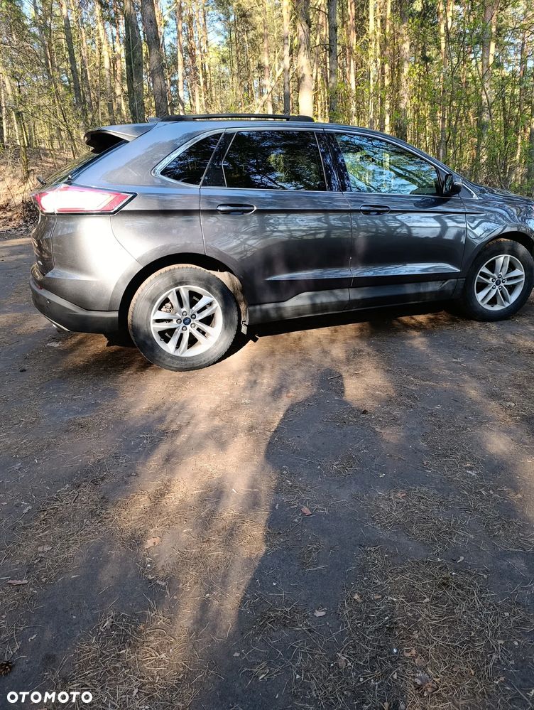 Ford Edge - 11