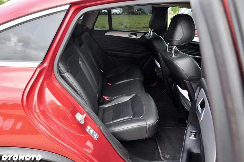 Mercedes-Benz GLE 400 4-Matic - 29