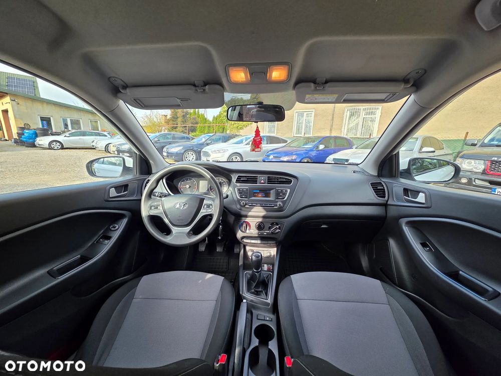 Hyundai i20 1.2 Classic Plus - 11