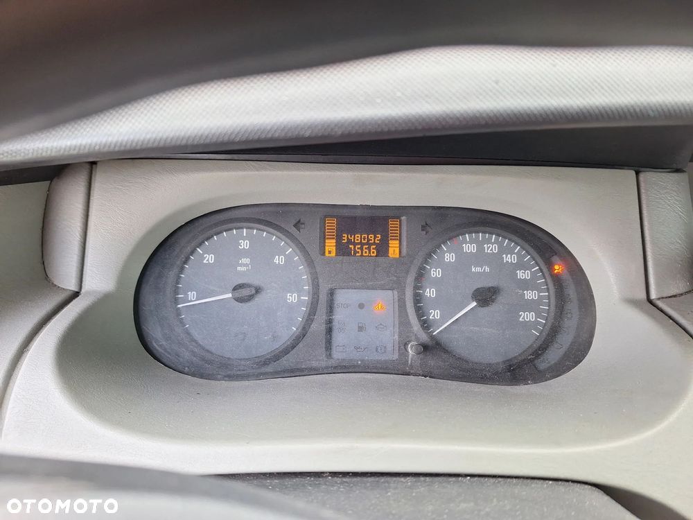 Opel Vivaro L2H1 2.9t - 14