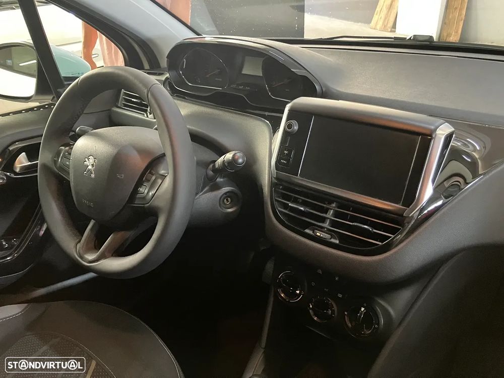 Peugeot 208 1.4 HDi Access - 13