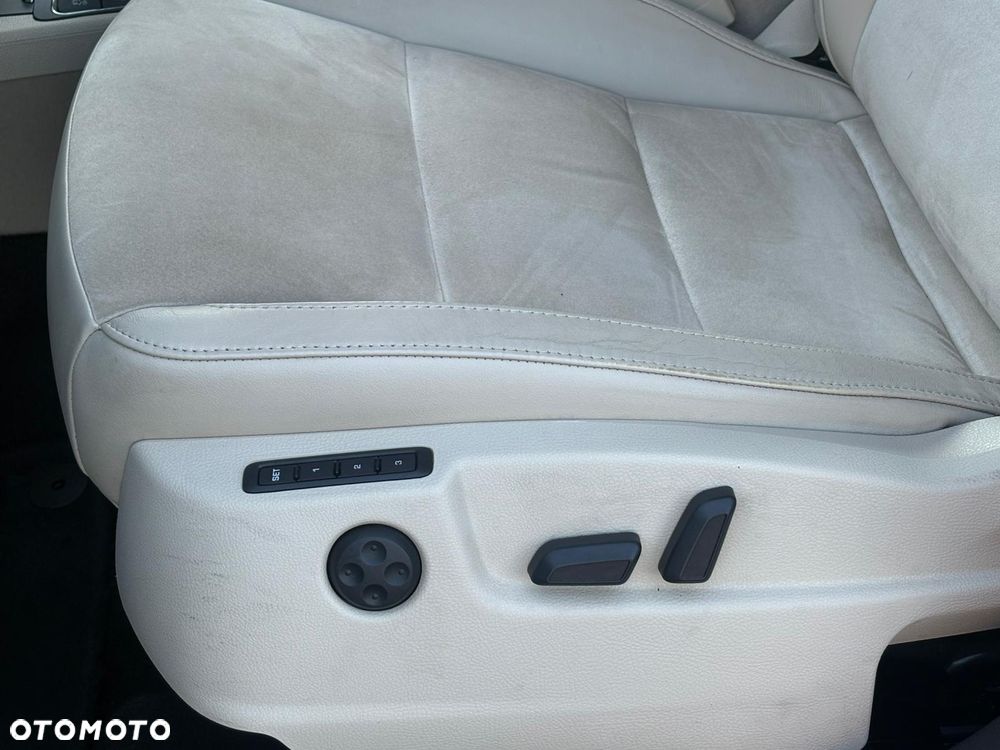 Skoda Superb 2.0 TSI DSG Elegance - 24