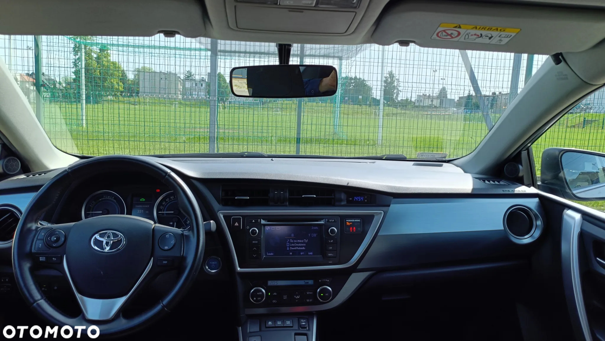 Toyota Auris Hybrid 135 Premium - 13