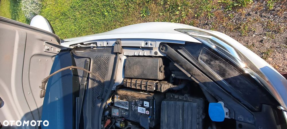Volkswagen Golf 2.0 TDI Sound - 29