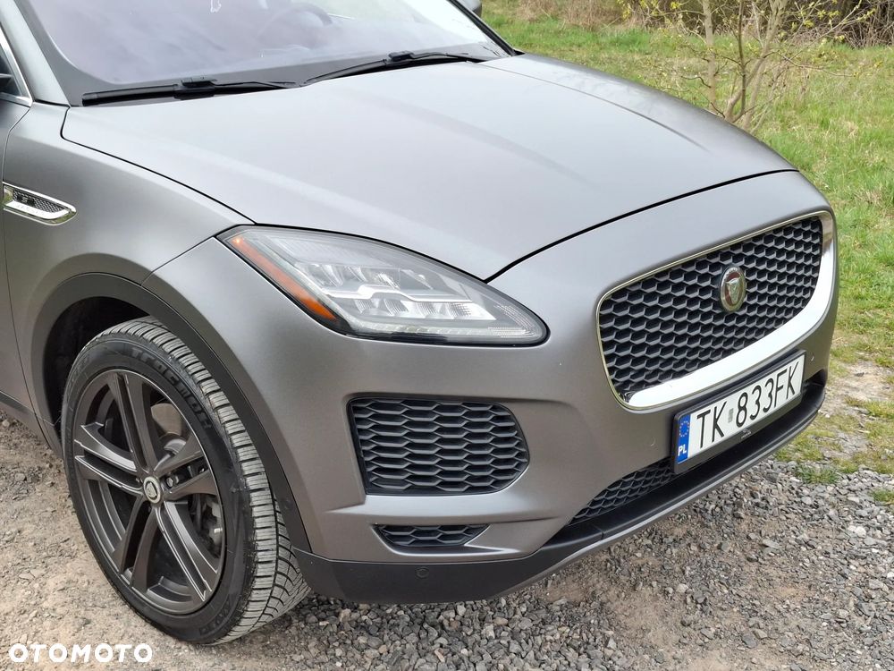 Jaguar E-Pace P250 AWD R-Dynamic S - 30