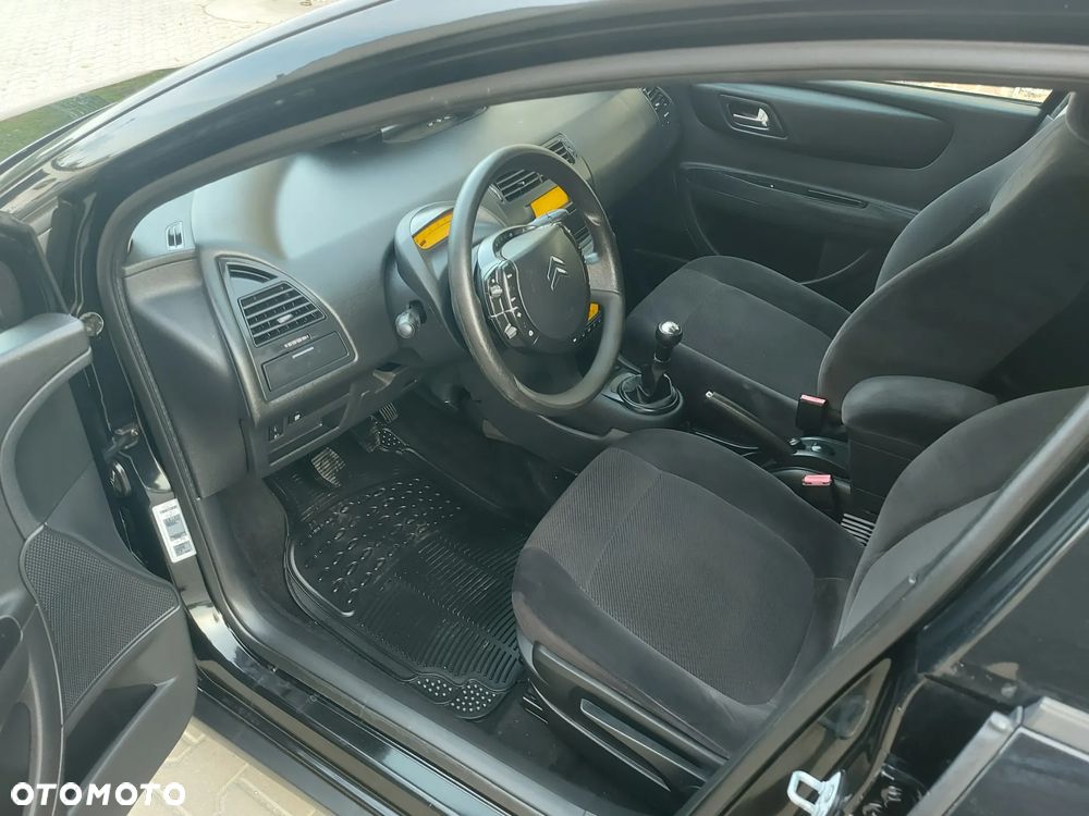 Citroën C4 HDi 110 FAP Tonic - 7