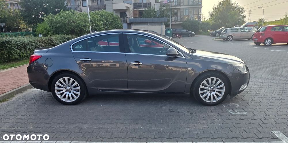 Opel Insignia 2.0 T Cosmo - 4