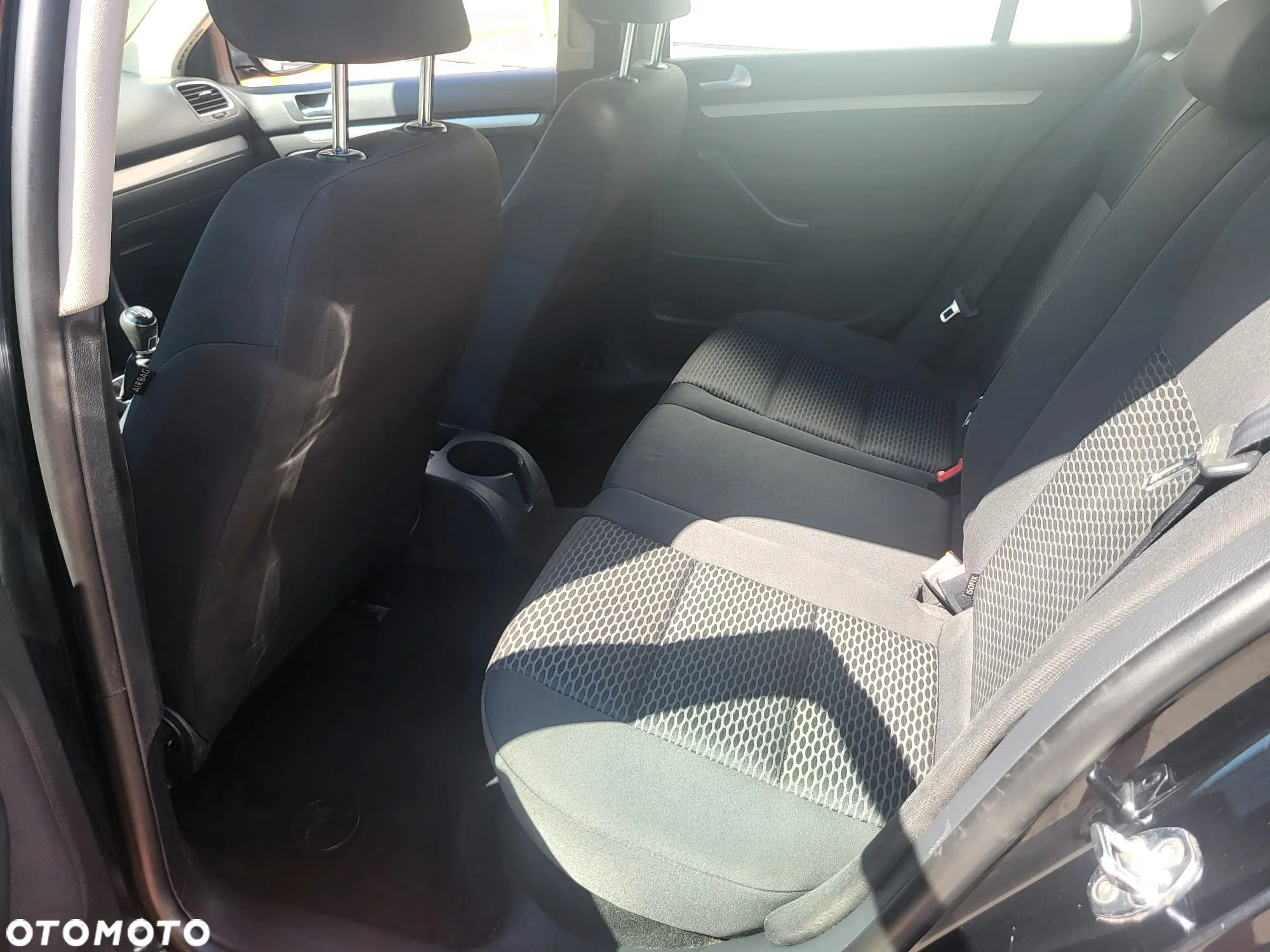Volkswagen Golf VI 1.6 TDI Comfortline - 12