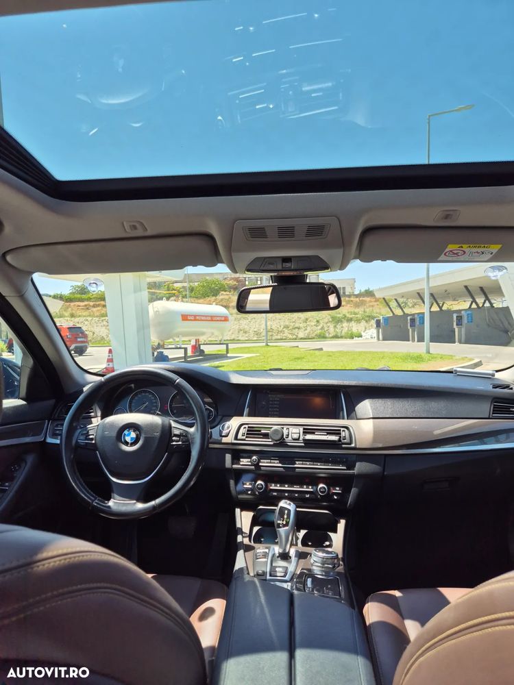 BMW Seria 5 525d Aut. Modern Line - 13