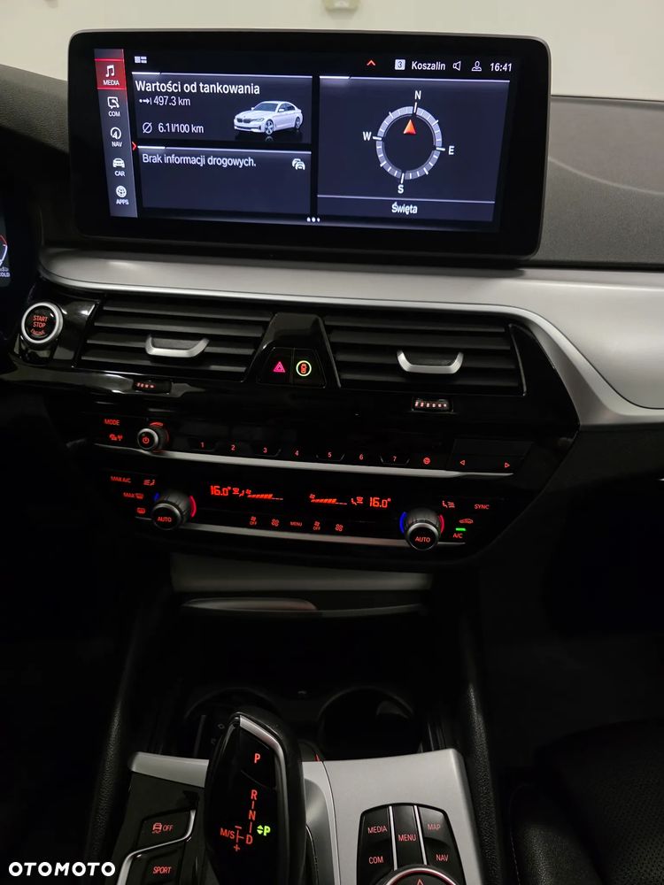 BMW Seria 5 518d mHEV Luxury Line sport - 16