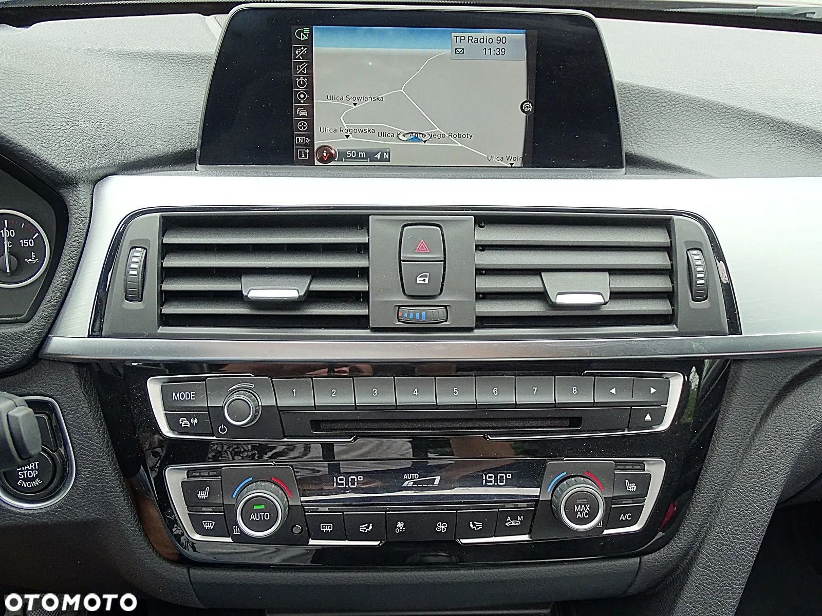 BMW Seria 3 320d xDrive M Sport - 28