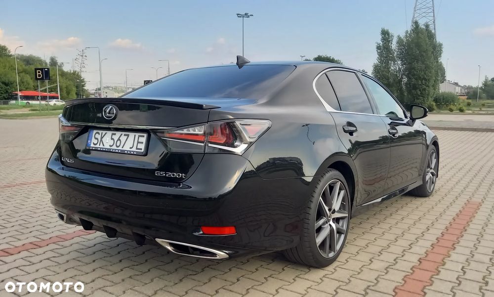 Lexus GS 200t / 300 F Sport - 17
