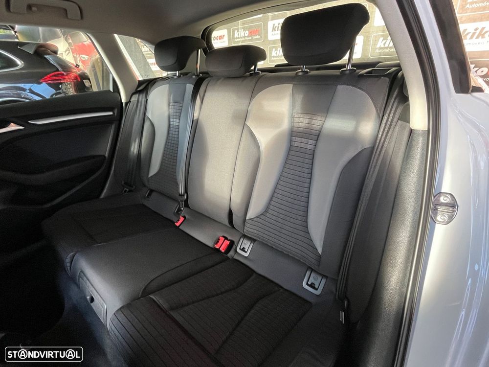 Audi A3 Sportback 1.6 TDI Sport - 42