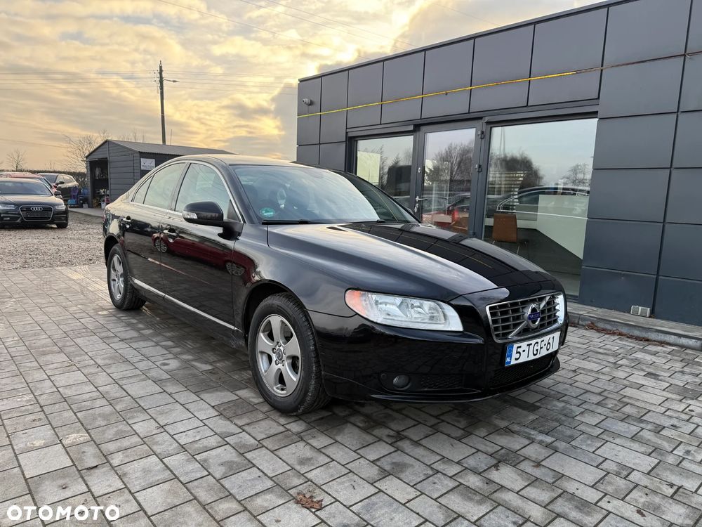 Volvo S80 - 1