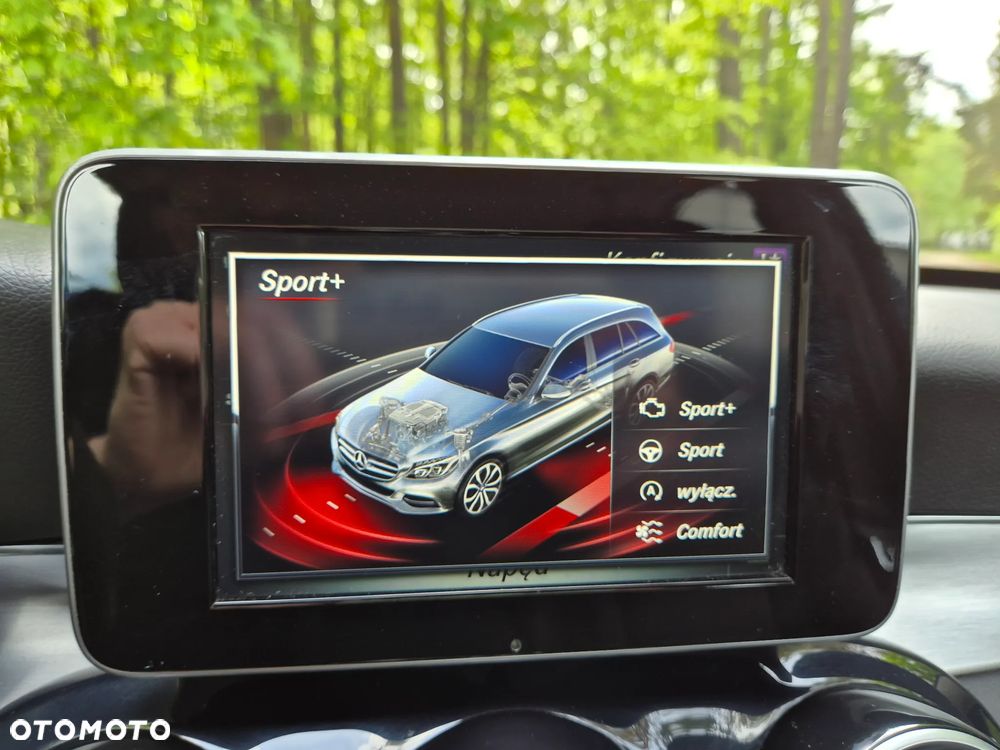 Mercedes-Benz Klasa C 200 7G-TRONIC Avantgarde - 29