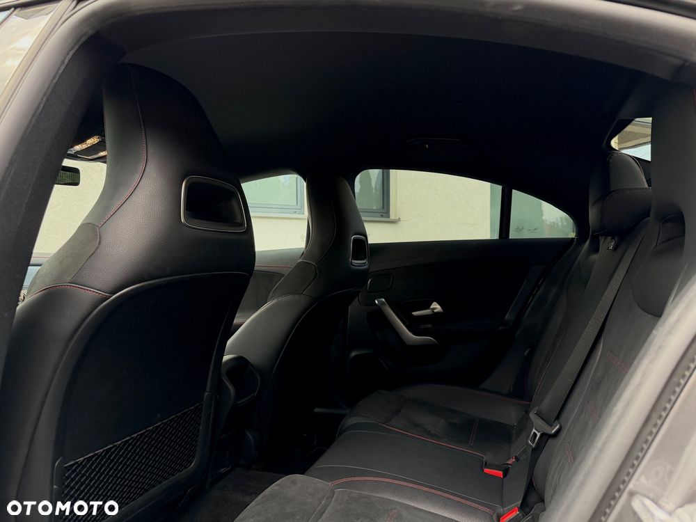 Mercedes-Benz CLA 200 AMG Line 7G-DCT - 18