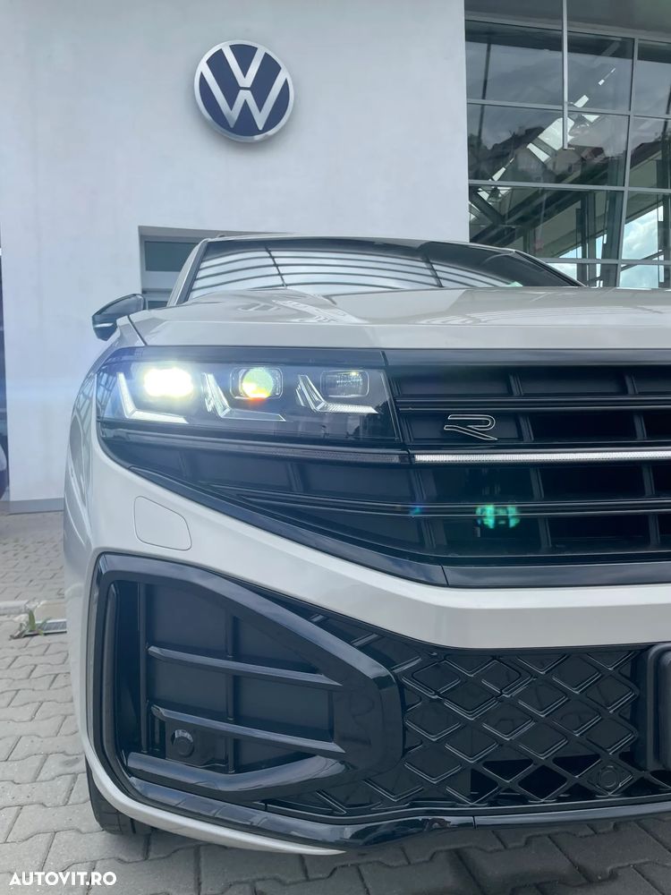 Volkswagen Touareg V6 TDI 4MOTION R-Line - 10
