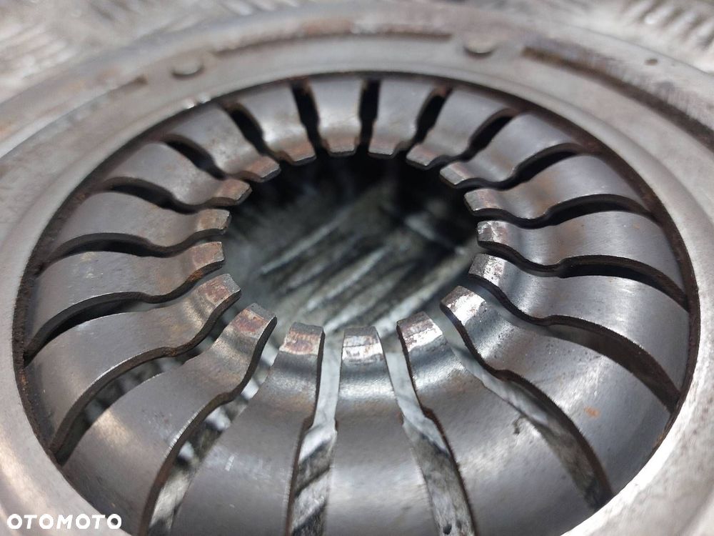 SPRZĘGŁO TARCZA + DOCISK + ŁOŻYSKO OPOROWE FIESTA MK6 MK7 08-17 1.25 16V - 2