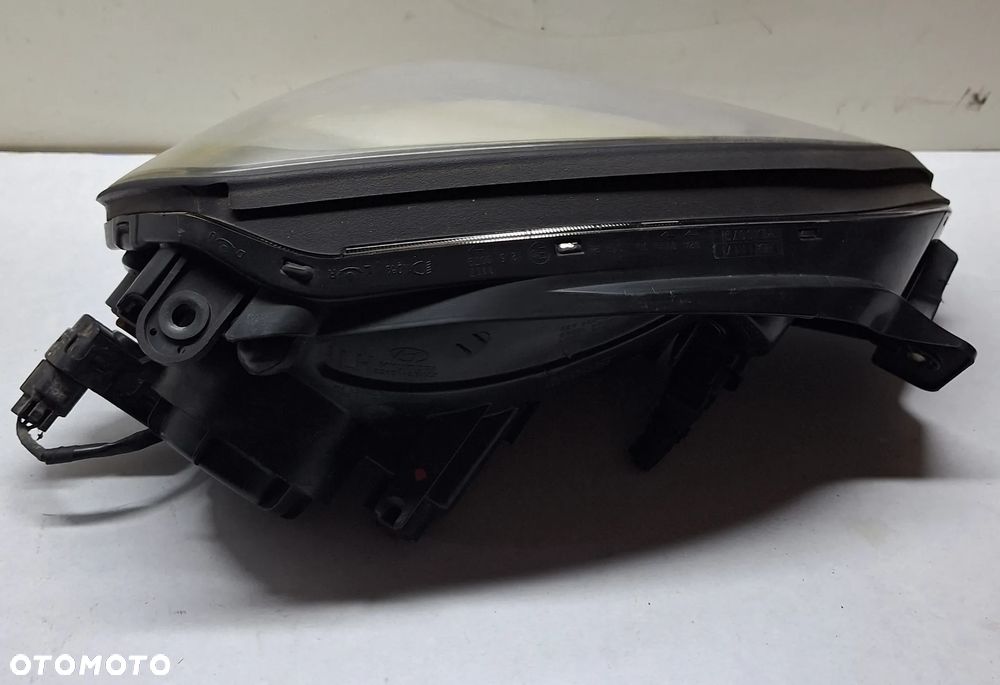 LAMPA PRZEDNIA LEWA -HYUNDAI TUCSON -2004-10 ROK / EUROPA - 2