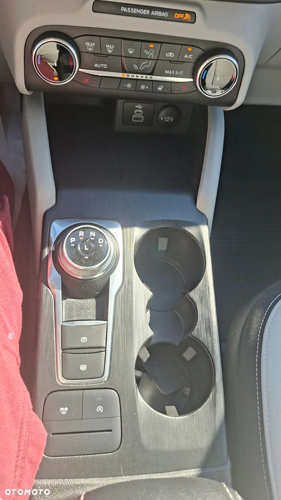 Ford Escape - 32