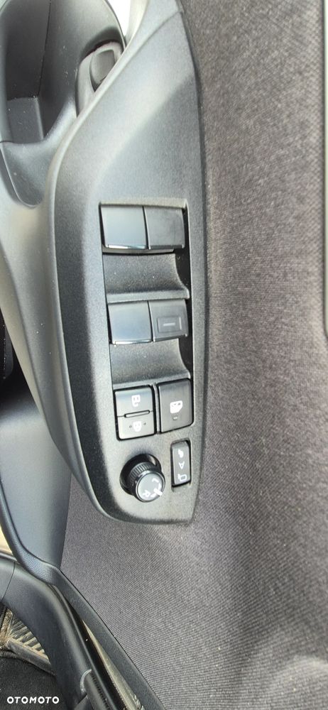 Toyota Yaris Hybrid 1.5 Executive - 14