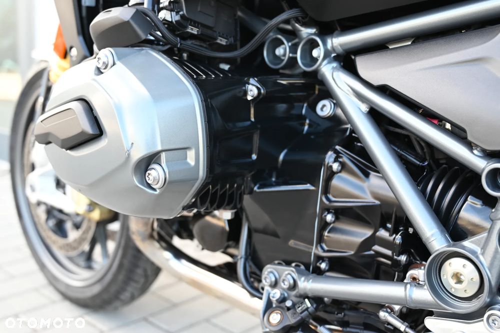 BMW R - 27