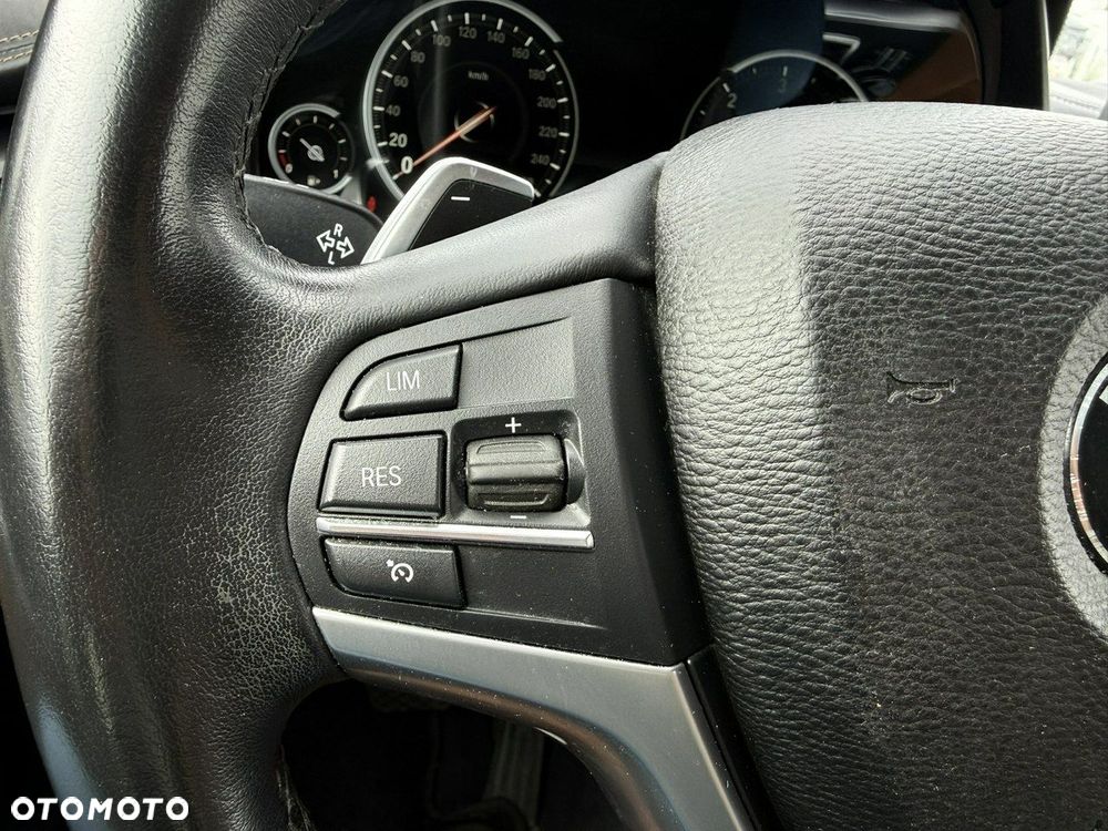 BMW X6 xDrive40d - 30