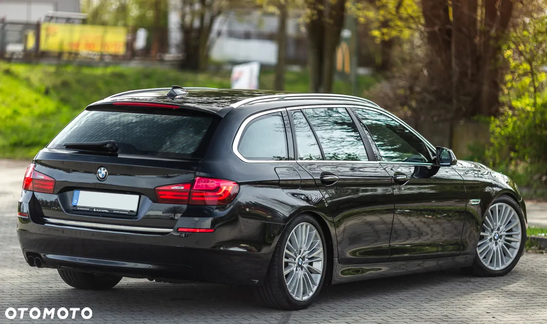 BMW Seria 5 530d xDrive Luxury Line - 11