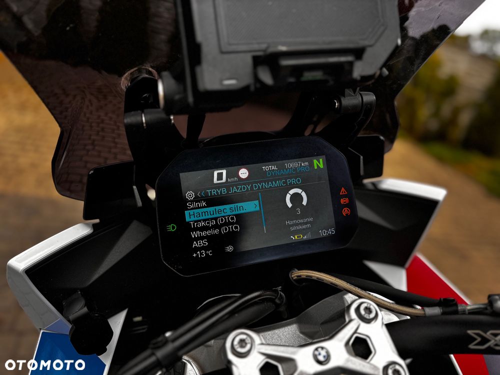 BMW XR - 1