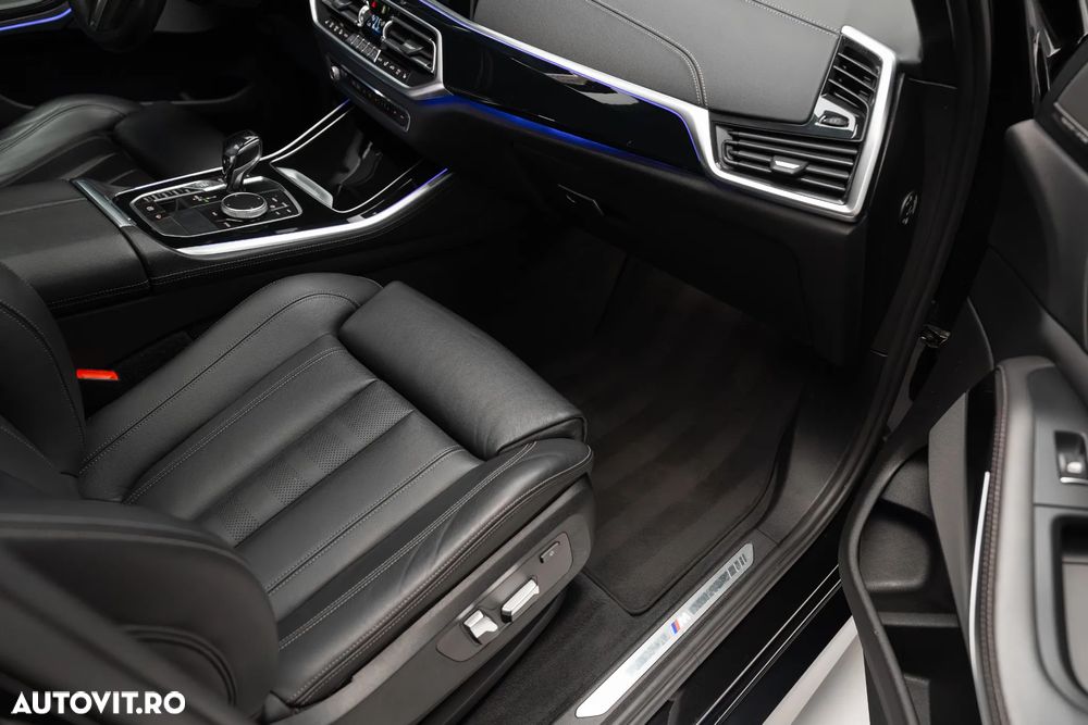 BMW X5 xDrive40i - 36