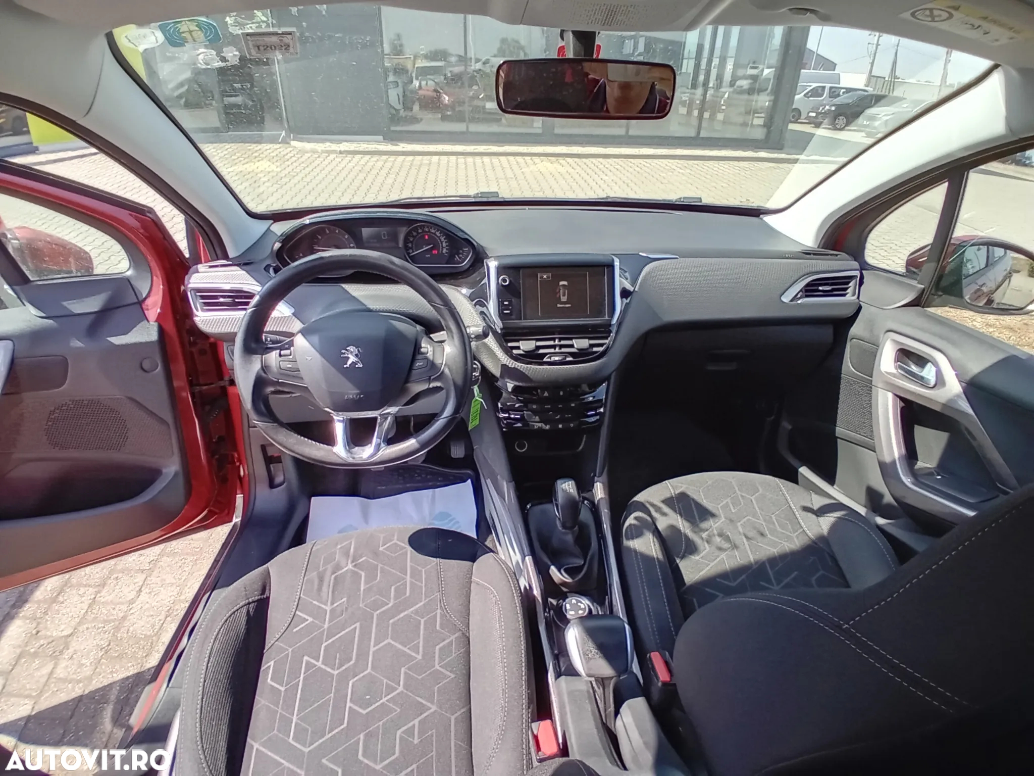 Peugeot 2008 1.2 PureTech Turbo Active - 18
